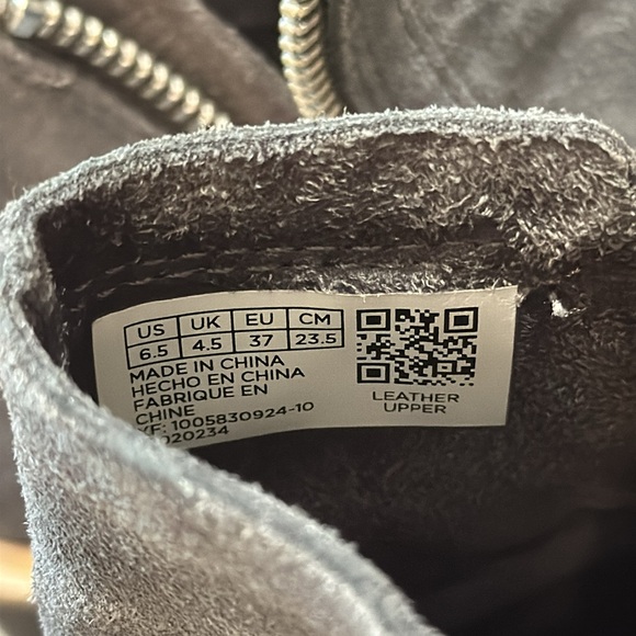 Tom’s Maude Wedge Boot Dark Grey Suede EUC - Picture 7 of 10